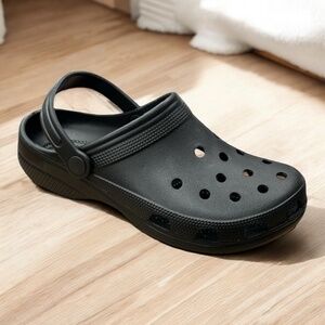 Men's Slip-on Neutral Color Clogs with Hollow Ventilation and Secure Strap